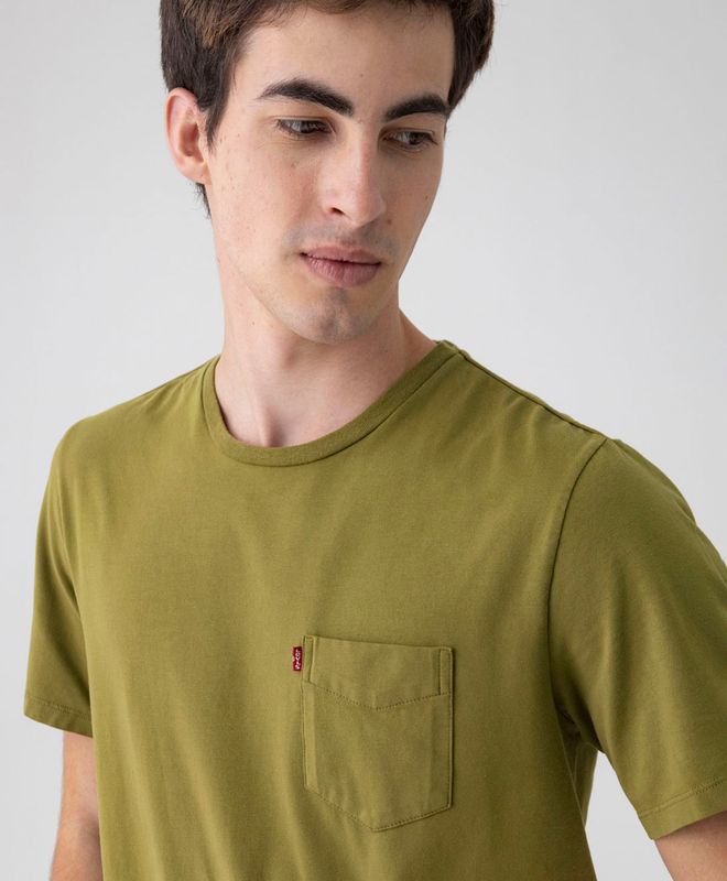 Camiseta Levi's® Classic pocket tee para Hombre